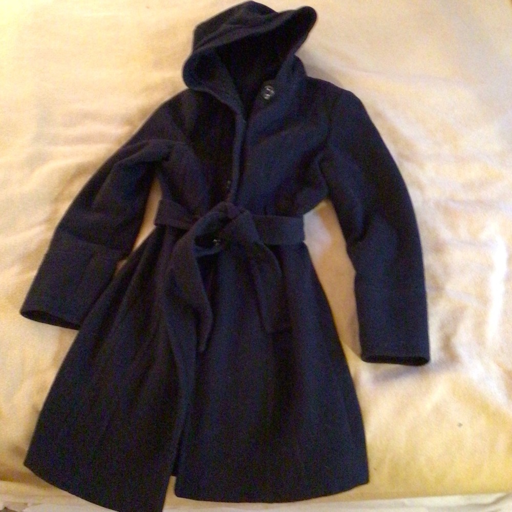 Anne Klein Black Winter Wool Belted Coat. Knee length. Very good condition.